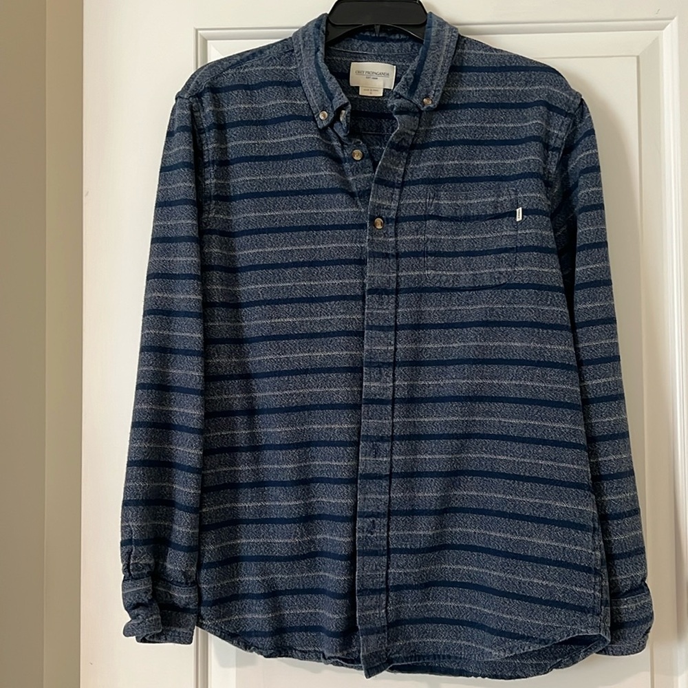 Obey button down